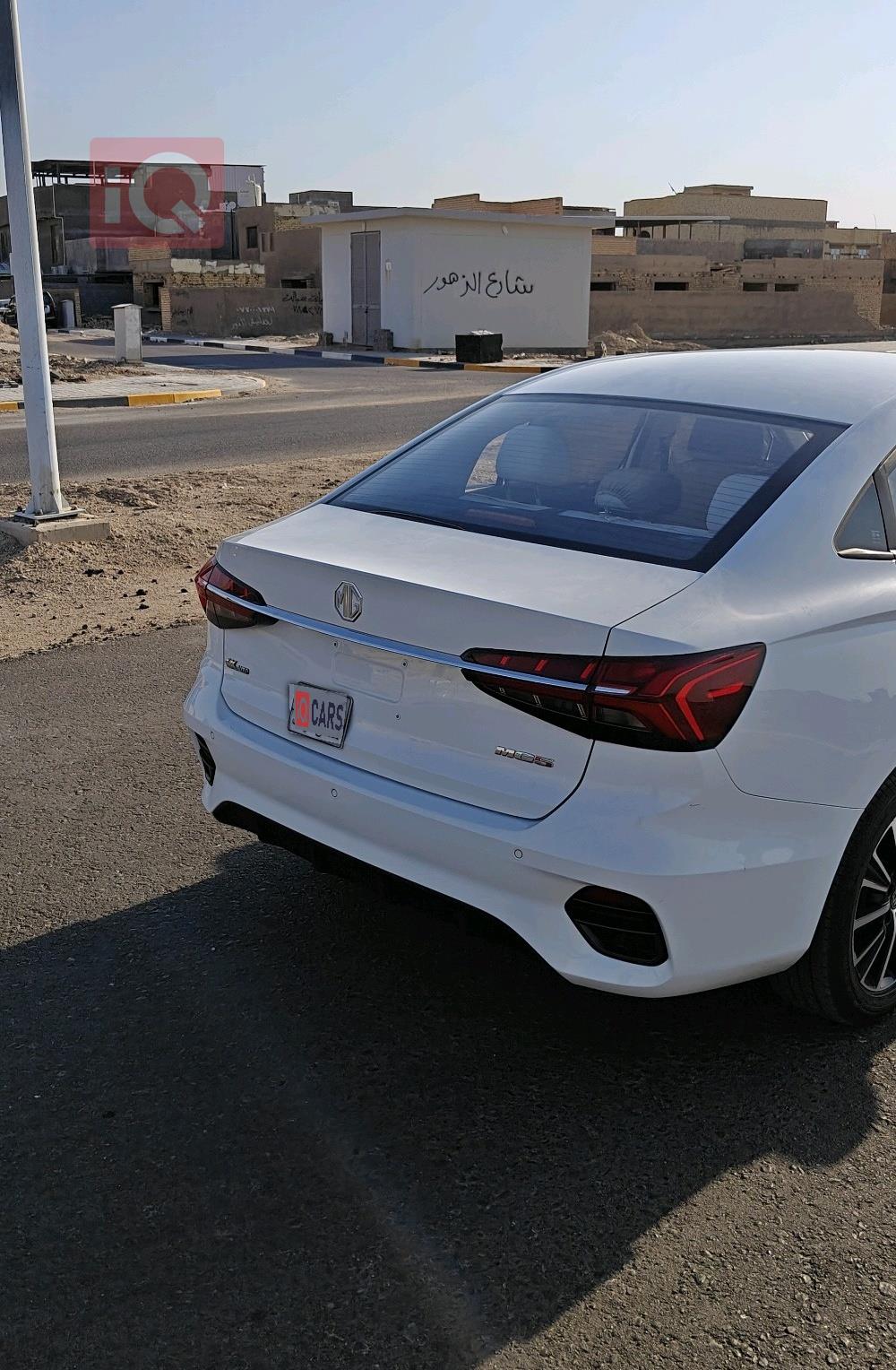 MG 5 Plus